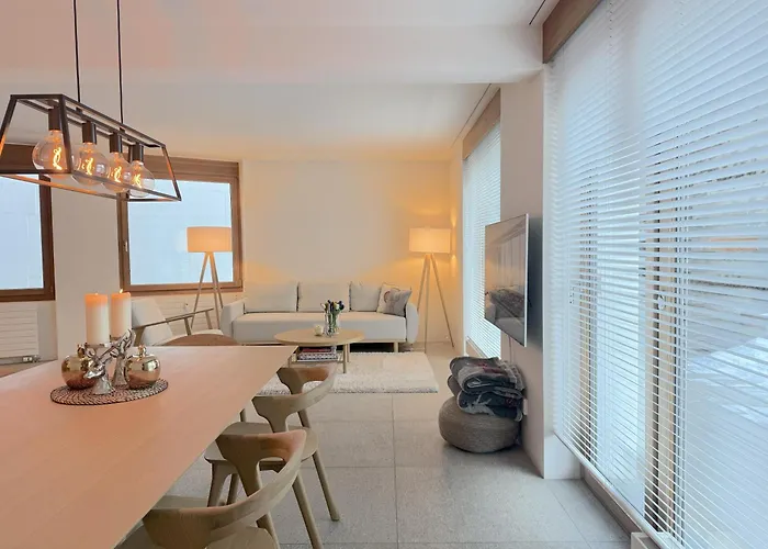 Downtown Luxury With View