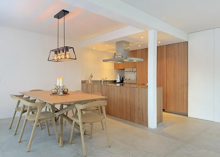 Downtown Luxury With View * St. Moritz